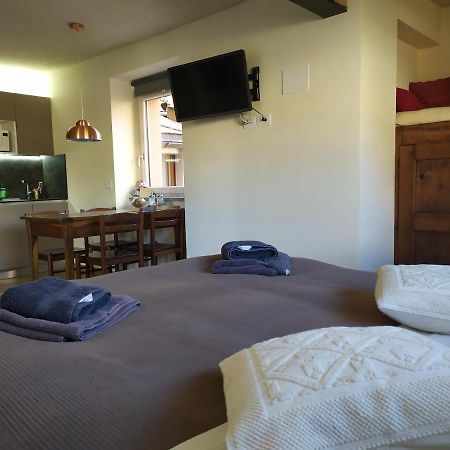 Maison Soleil - Chiara Suite Aosta Dış mekan fotoğraf