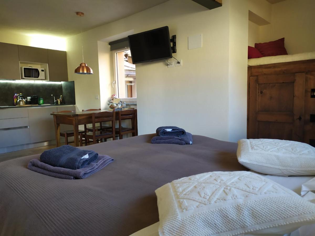 Maison Soleil - Chiara Suite Aosta Dış mekan fotoğraf